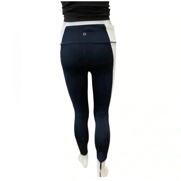 Athleta Elation Crop 7/8 Tight Leggings  Yoga White
Navy Blue Size XS - Picture 3 of 14